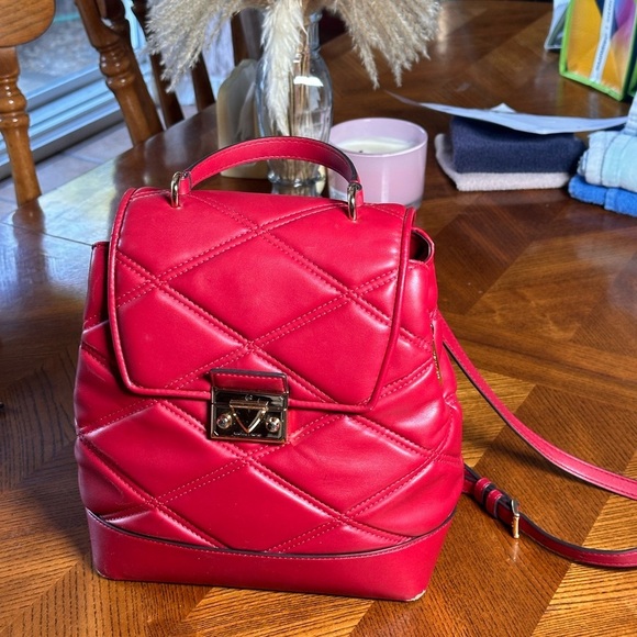 Michael Kors Serena quilted flap backpack in chili red - Picture 1 of 12